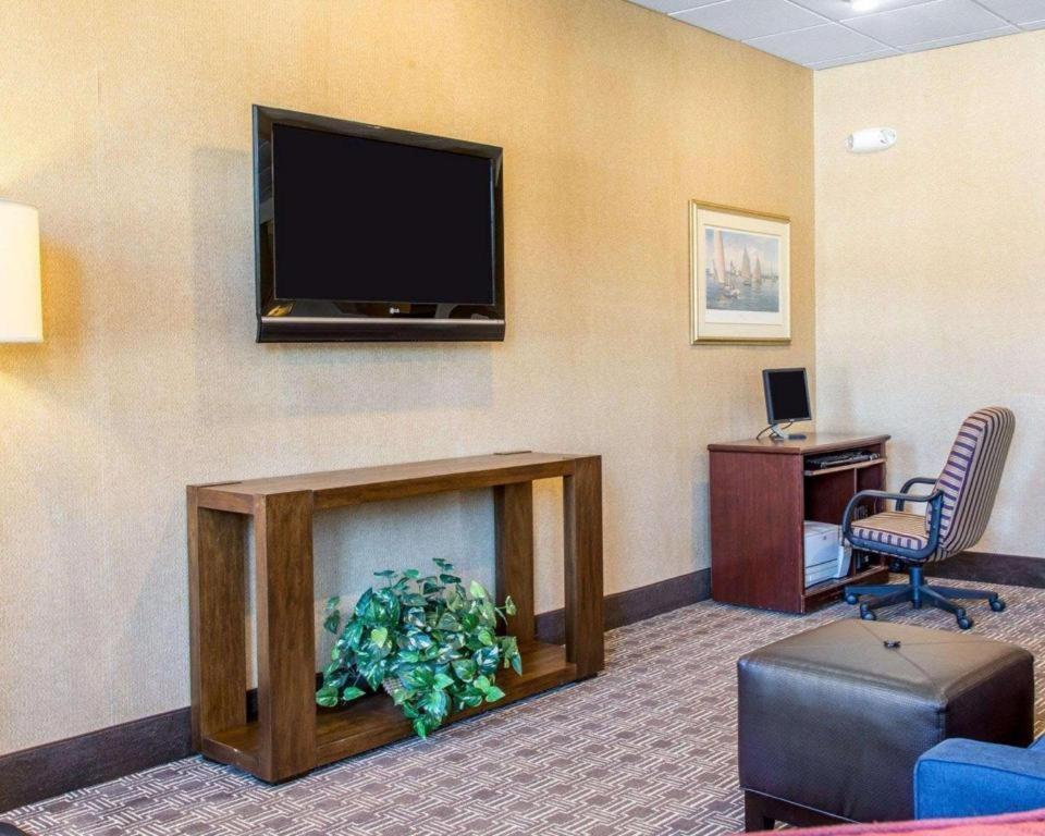 Quality Inn Mystic-Groton Ngoại thất bức ảnh